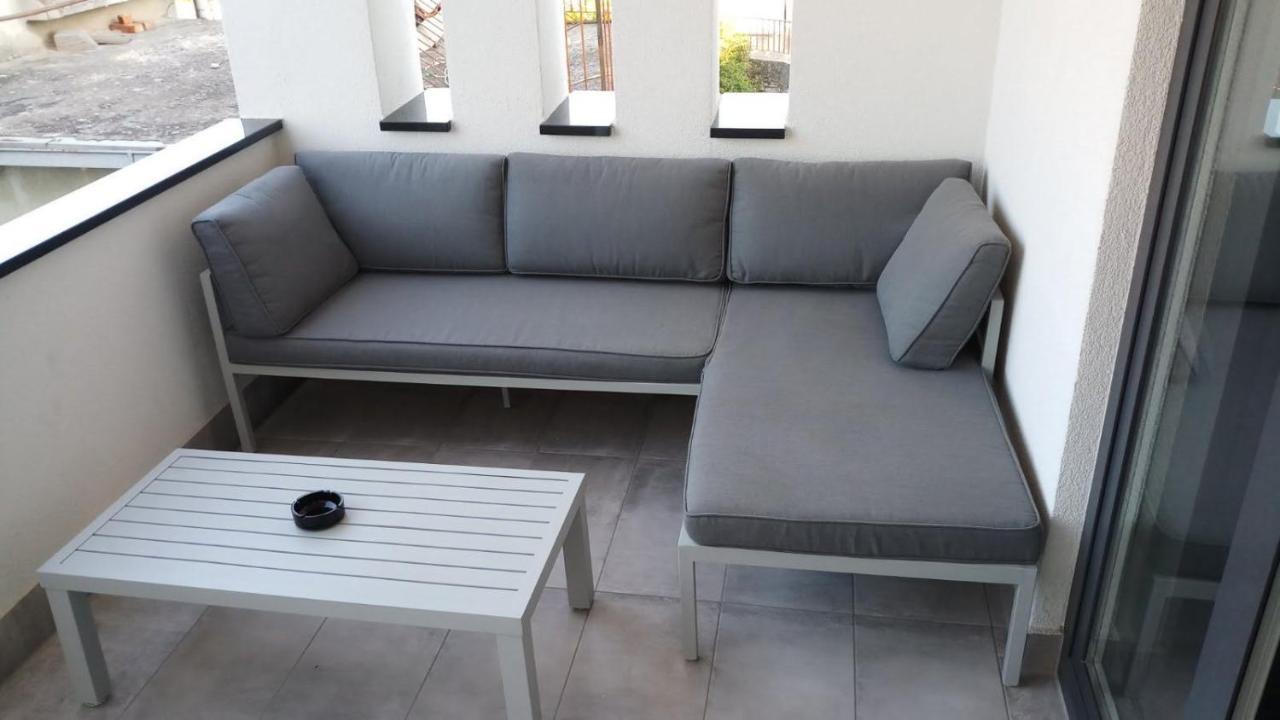 Apartments Star With Pool Biograd Na Moru Exterior photo