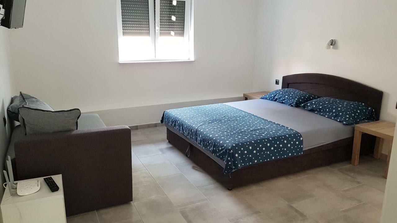 Apartments Star With Pool Biograd Na Moru Exterior photo